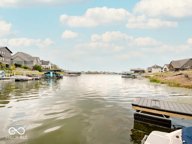 $920,000 | 10650 Geist View Drive, Fishers, IN 46055