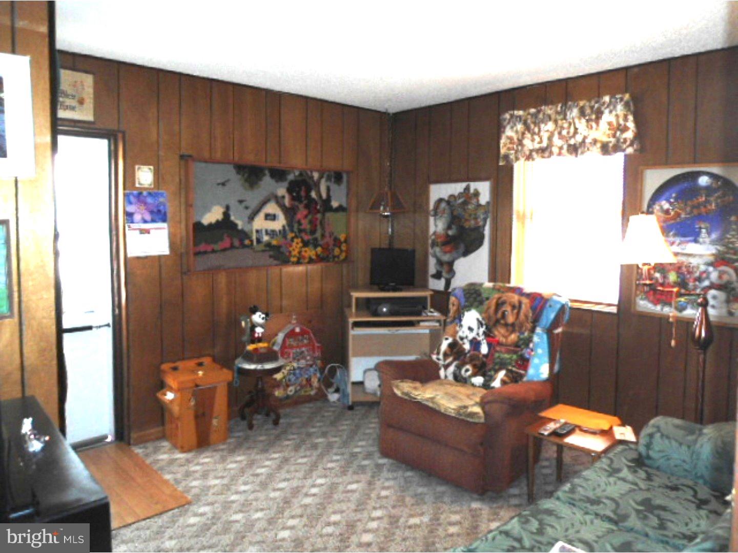 9232 Horatio Road Philadelphia, PA 19114 - Photo 11 of 17 Gallery Image 11