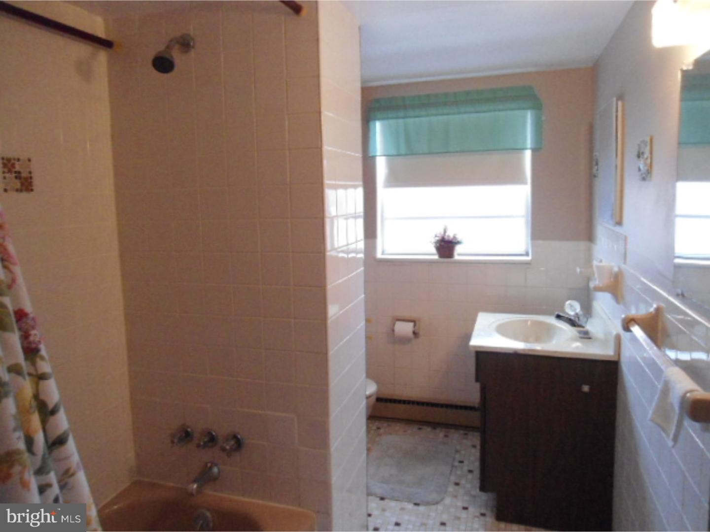 9232 Horatio Road Philadelphia, PA 19114 - Photo 13 of 17 Gallery Image 13