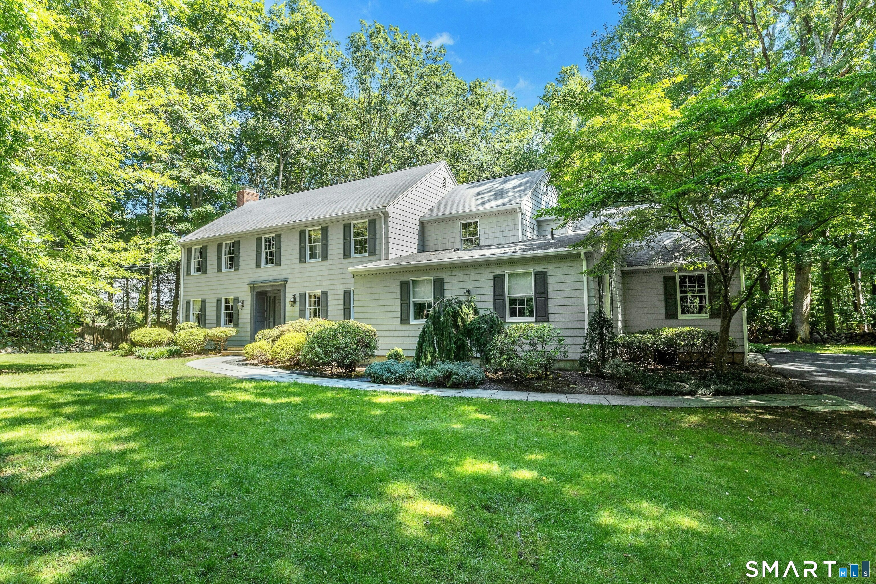 45 East Common Road Easton, CT 06612 - Photo 2 of 38 Front of the house
