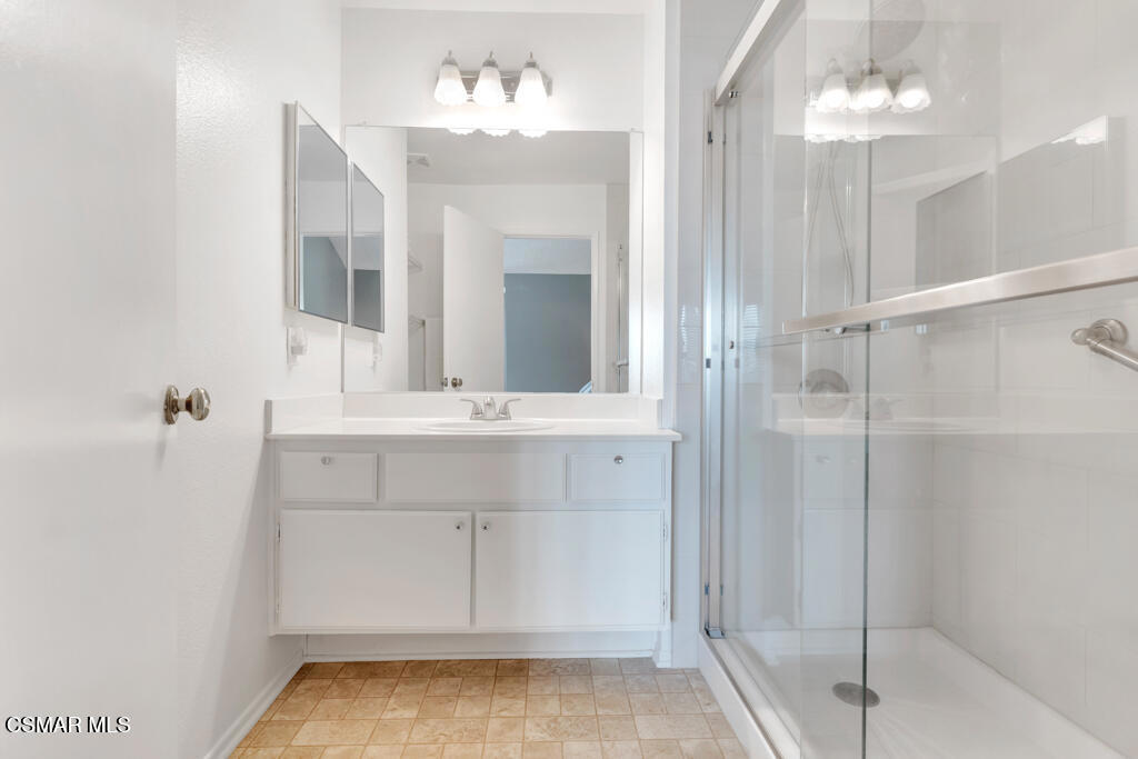 2776 Erringer Road, Unit 19 Simi Valley, CA 93065 - Photo 20 of 43