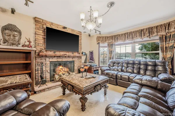 $799,000 | 120 Waldo Street, Copiague, NY 11726