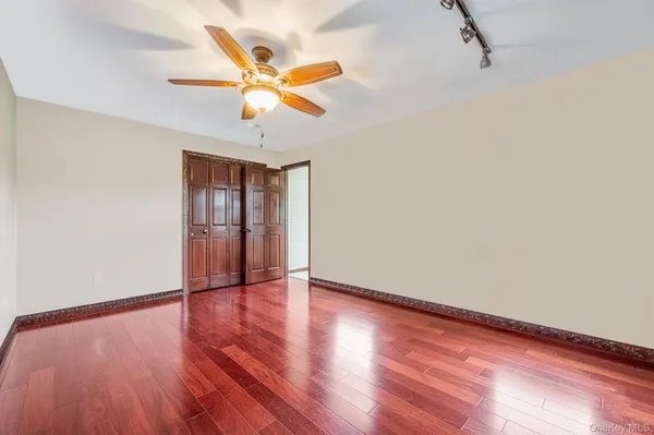 $799,000 | 120 Waldo Street, Copiague, NY 11726