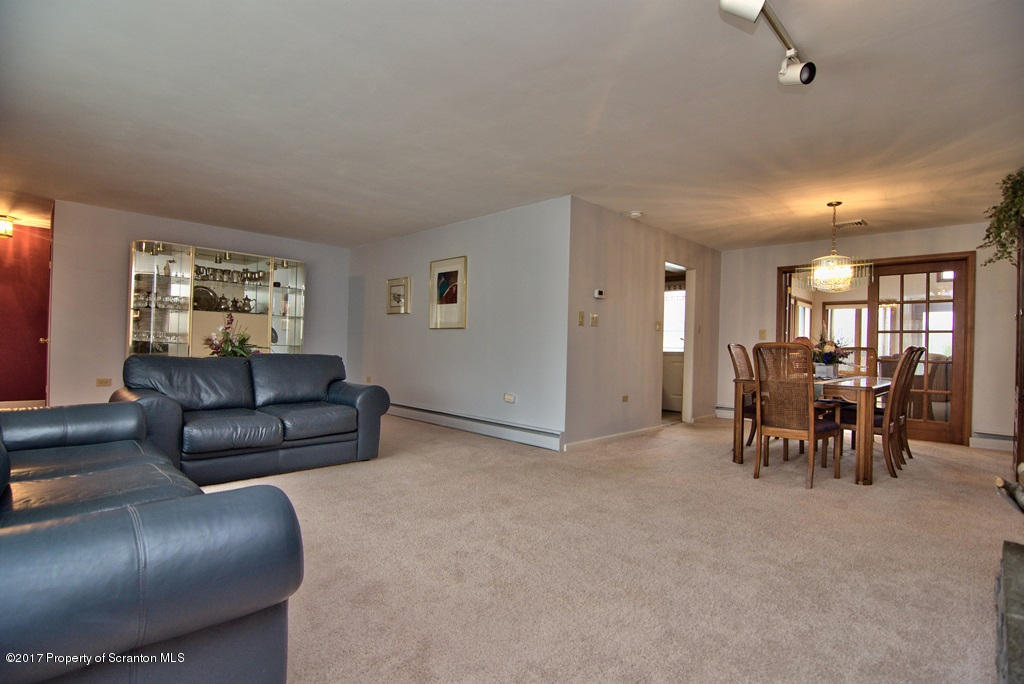 108 Larkspur Road Moscow, PA 18444 - Photo 25 of 66 Gallery Image 25