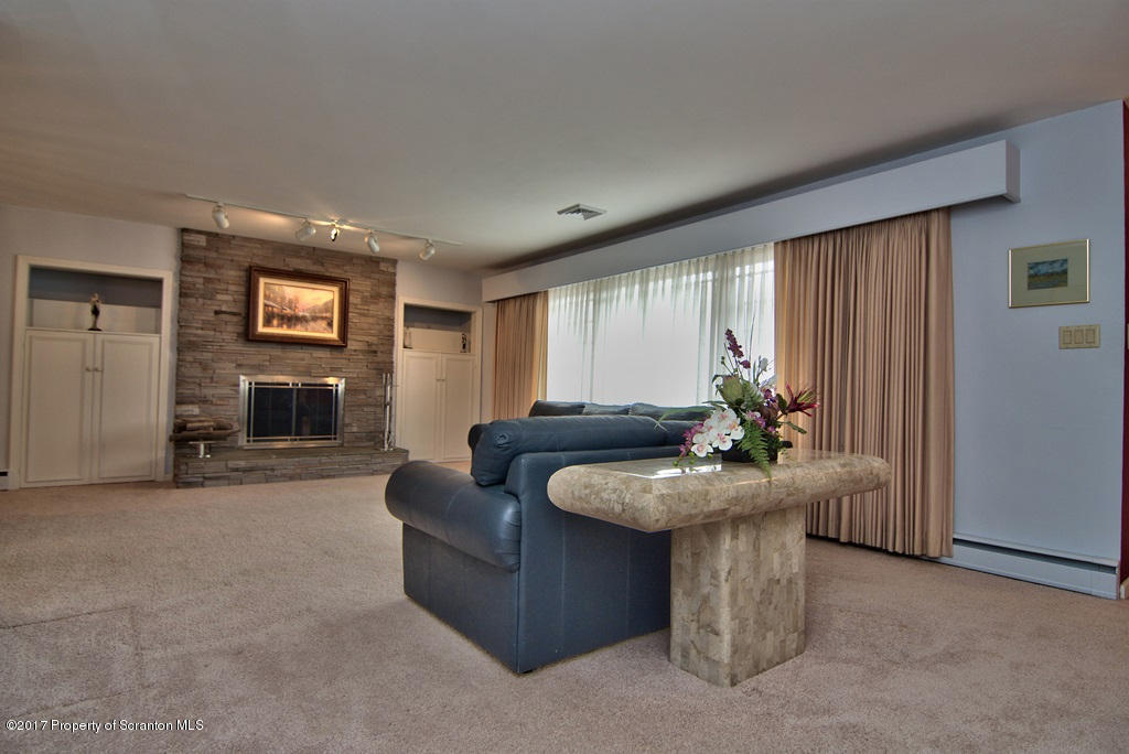 108 Larkspur Road Moscow, PA 18444 - Photo 26 of 66 Gallery Image 26