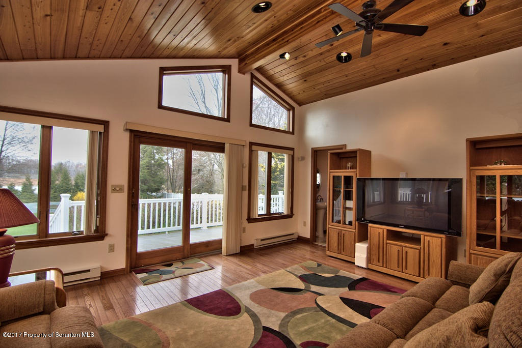 108 Larkspur Road Moscow, PA 18444 - Photo 42 of 66 Gallery Image 42