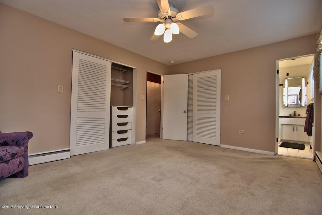 108 Larkspur Road Moscow, PA 18444 - Photo 46 of 66 Gallery Image 46
