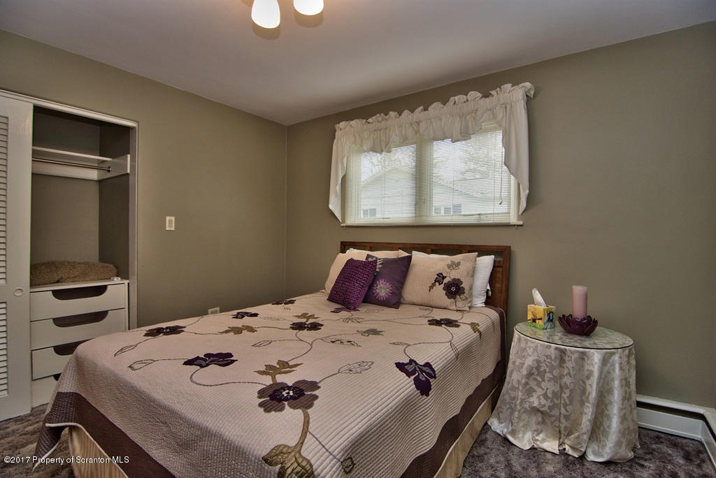 108 Larkspur Road Moscow, PA 18444 - Photo 49 of 66 Gallery Image 49