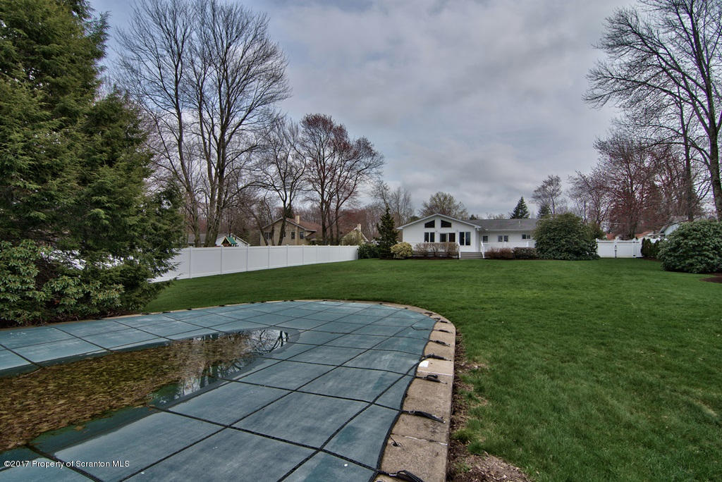 108 Larkspur Road Moscow, PA 18444 - Photo 58 of 66 Gallery Image 58