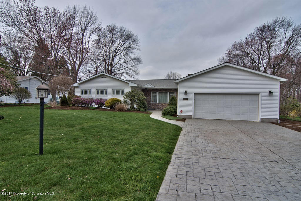 108 Larkspur Road Moscow, PA 18444 - Photo 61 of 66 Gallery Image 61