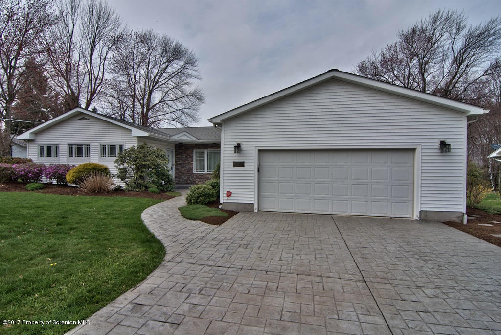 108 Larkspur Road Moscow, PA 18444 - Photo 64 of 66 Gallery Image 64