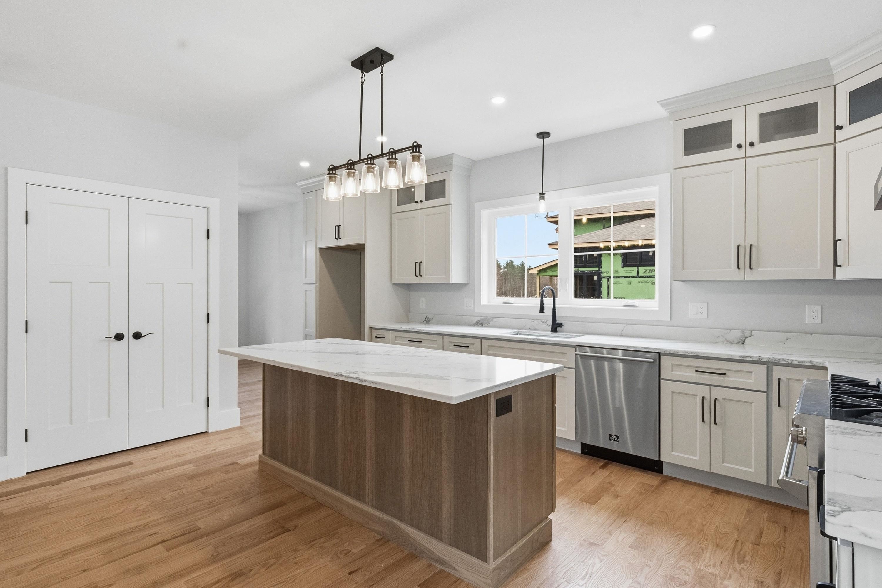 14 Stacey Lane, Unit 2 Chester, NH 03036 - Photo 10 of 56