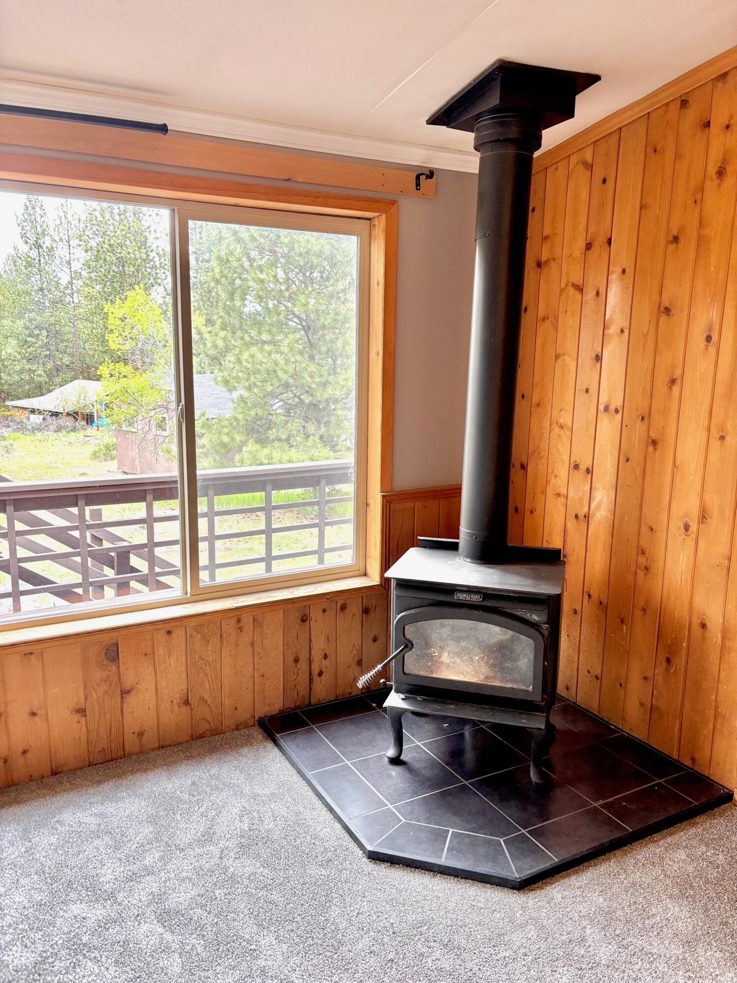 60217 Crater Road Bend, OR 97702 - Photo 7 of 28 07