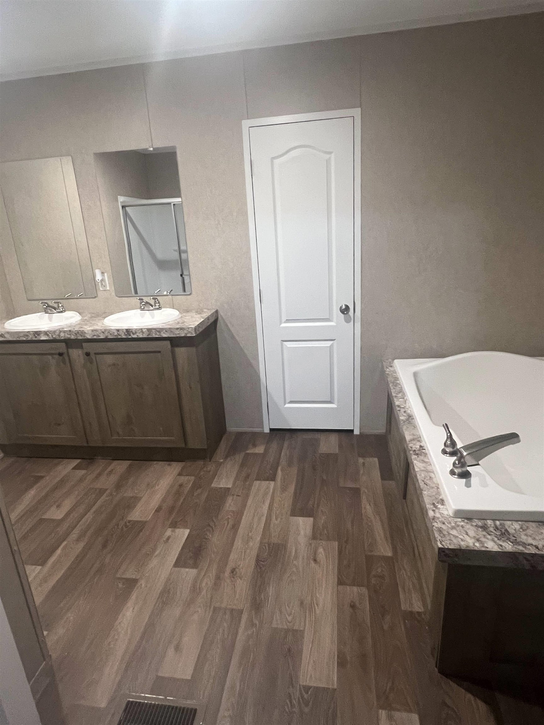1694 Wolf Run Road Rockport, WV 26169 - Photo 15 of 28 Gallery Image 15