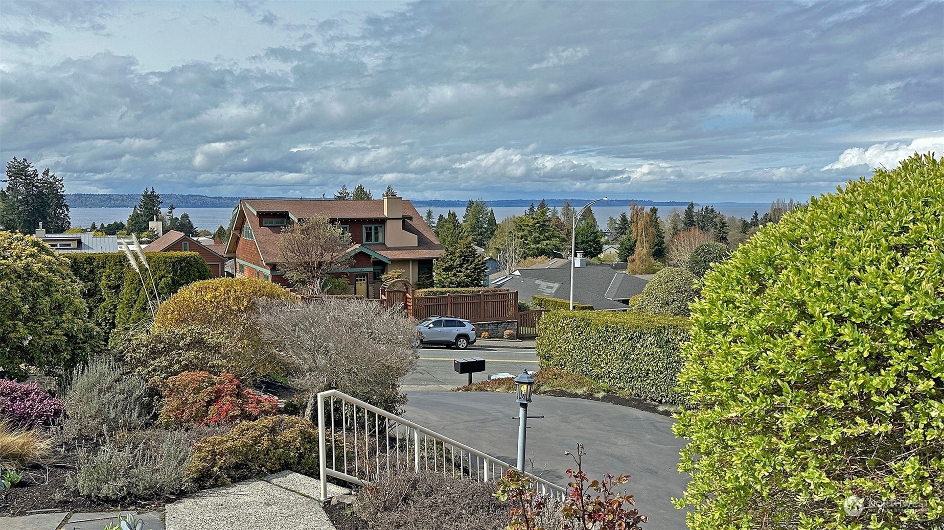 612 9th Avenue North Edmonds, WA 98020 - Photo 39 of 39 view of balcony with outdoor seating