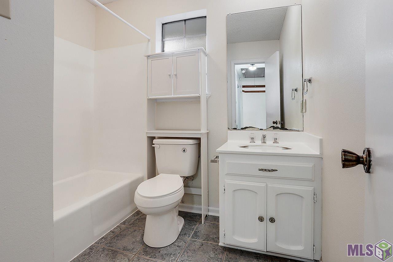 1254 Bullrush Drive Baton Rouge, LA 70810 - Photo 6 of 10 Gallery Image 6