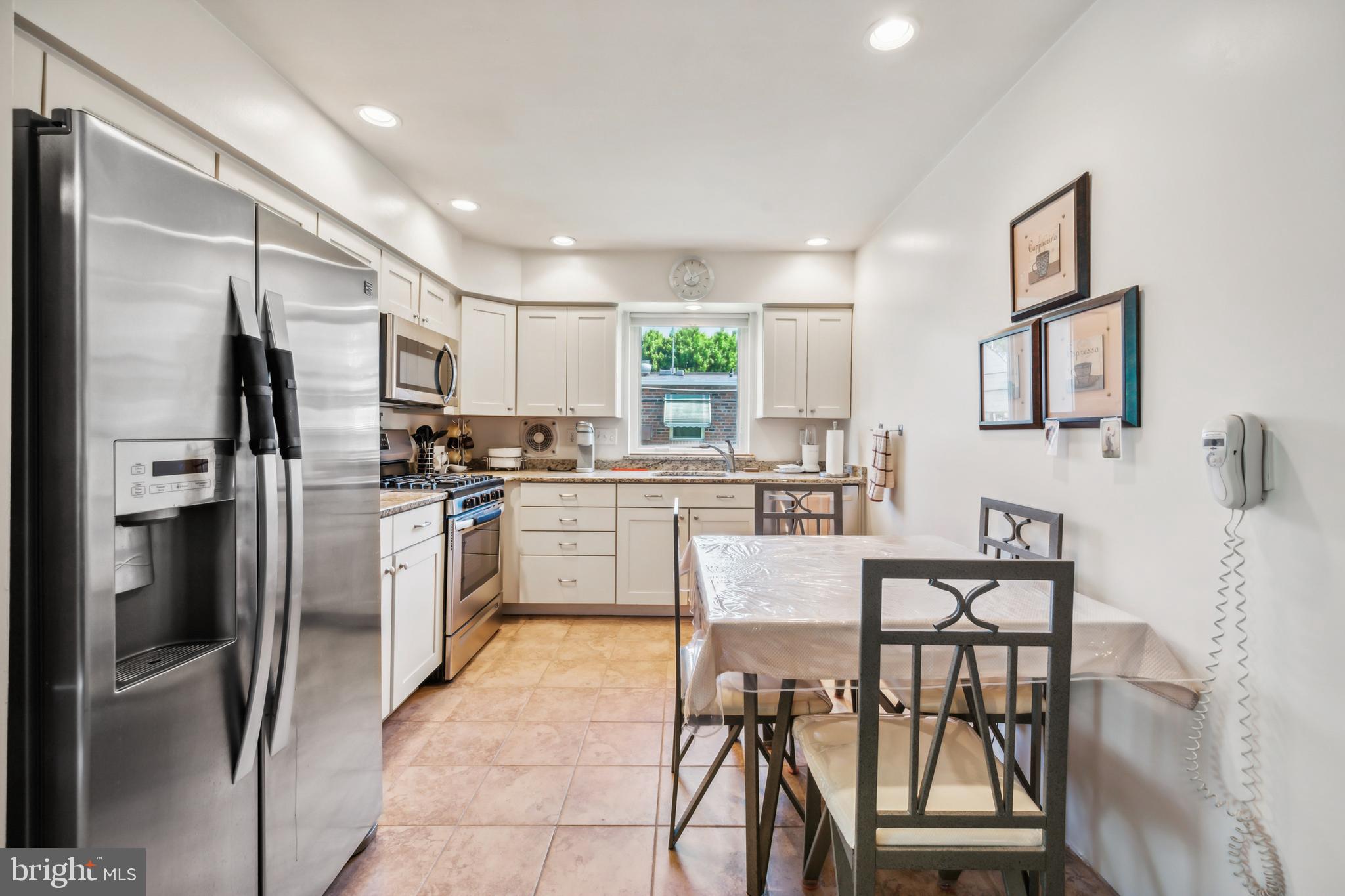 13041 Stevens Road Philadelphia, PA 19116 - Photo 11 of 25