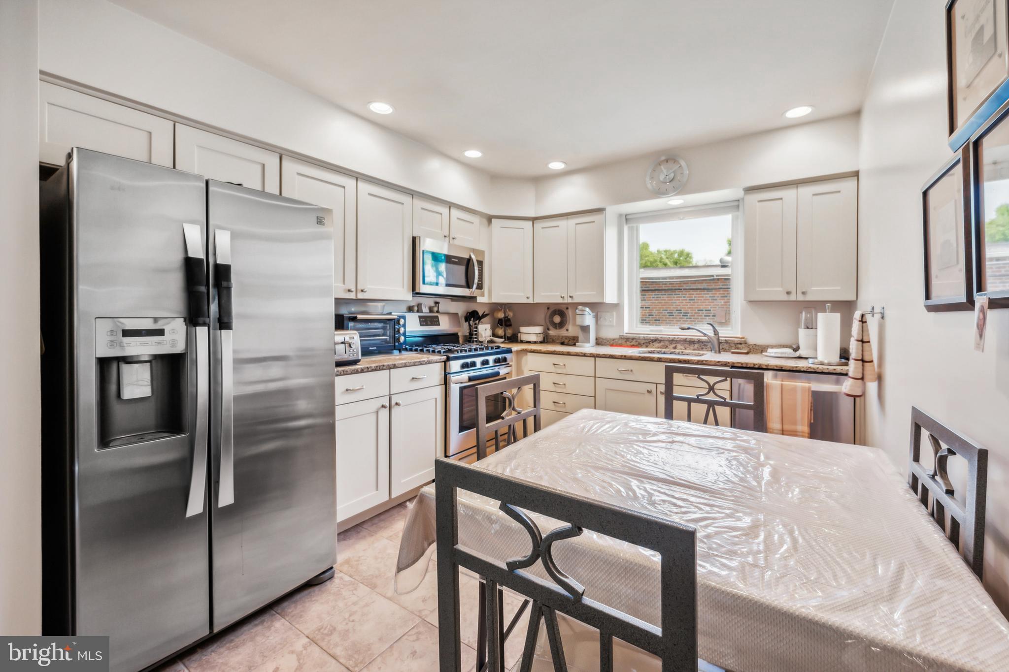 13041 Stevens Road Philadelphia, PA 19116 - Photo 12 of 25