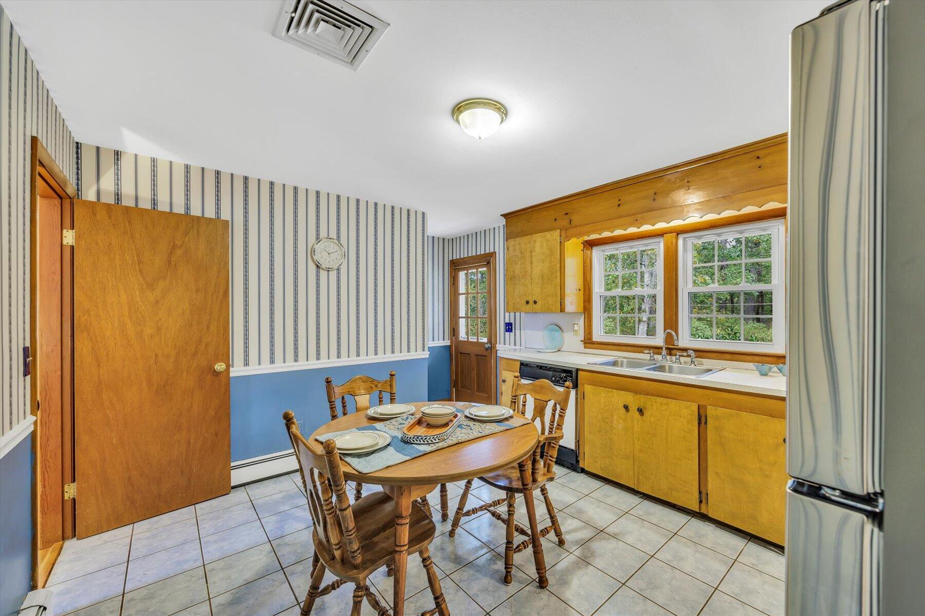 148 Belmont Road West Harwich, MA 02671 - Photo 12 of 52 Kitchen