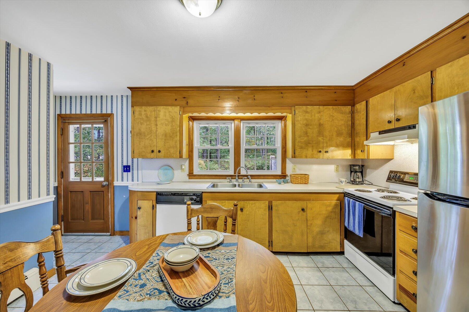 148 Belmont Road West Harwich, MA 02671 - Photo 13 of 52 Kitchen 4