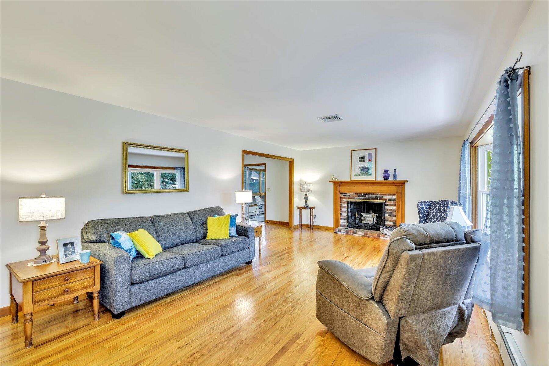148 Belmont Road West Harwich, MA 02671 - Photo 2 of 52 Living from door