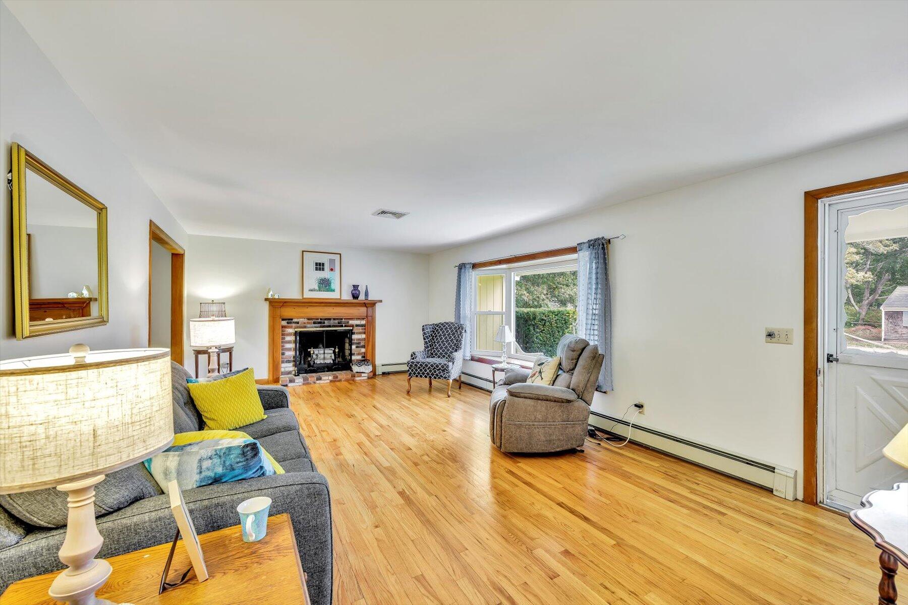 148 Belmont Road West Harwich, MA 02671 - Photo 4 of 52 Living from hall