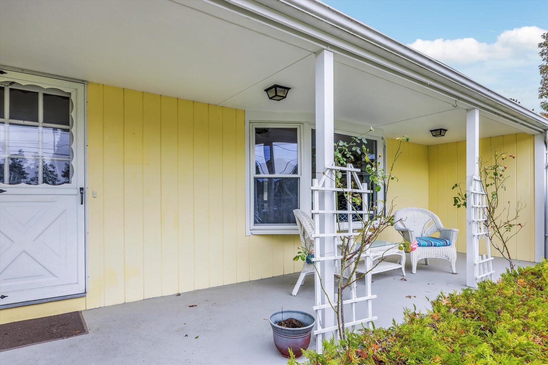 148 Belmont Road West Harwich, MA 02671 - Photo 42 of 52 Front porch close