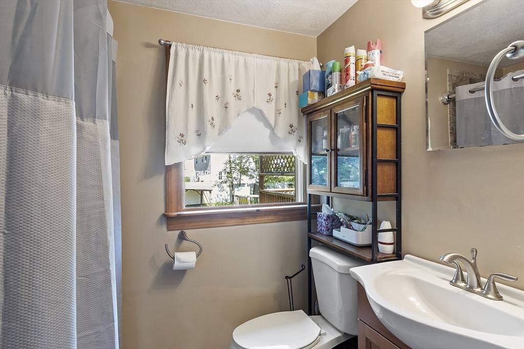 2 Tamarack Lane Townsend, MA 01469 - Photo 23 of 41 Gallery Image 23