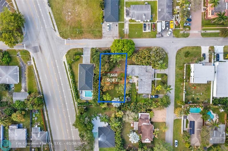 40 Northeast 16th Pl  