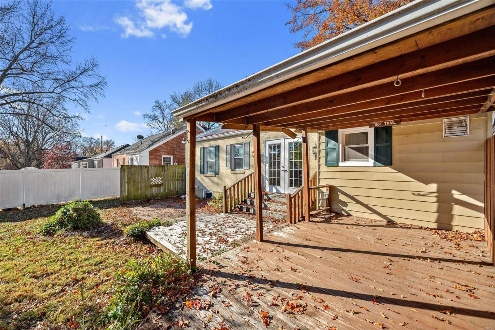 1042 North Geyer Road St. Louis, MO 63122 - Photo 31 of 32 Gallery Image 31