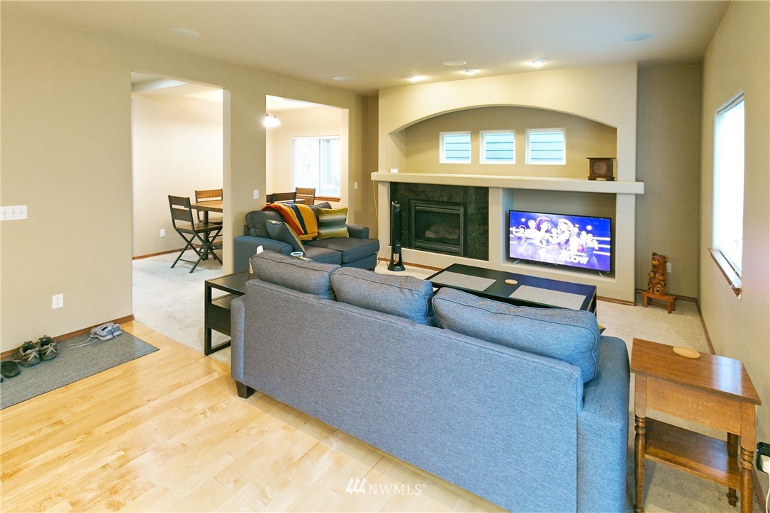 132 196th Place Southwest Bothell, WA 98012 - Photo 3 of 4