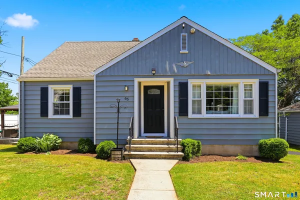 $590,000 | 65 Beaver Street, Fairfield, CT 06825