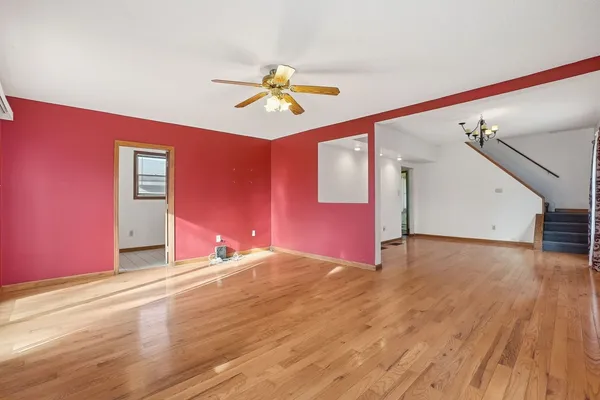 $289,999 | 21 Argyle Avenue, Joliet, IL 60433