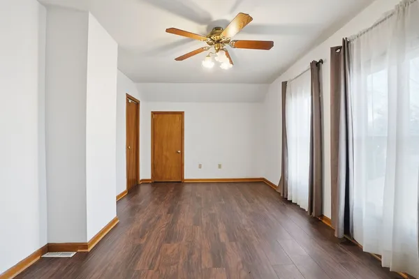 $289,999 | 21 Argyle Avenue, Joliet, IL 60433