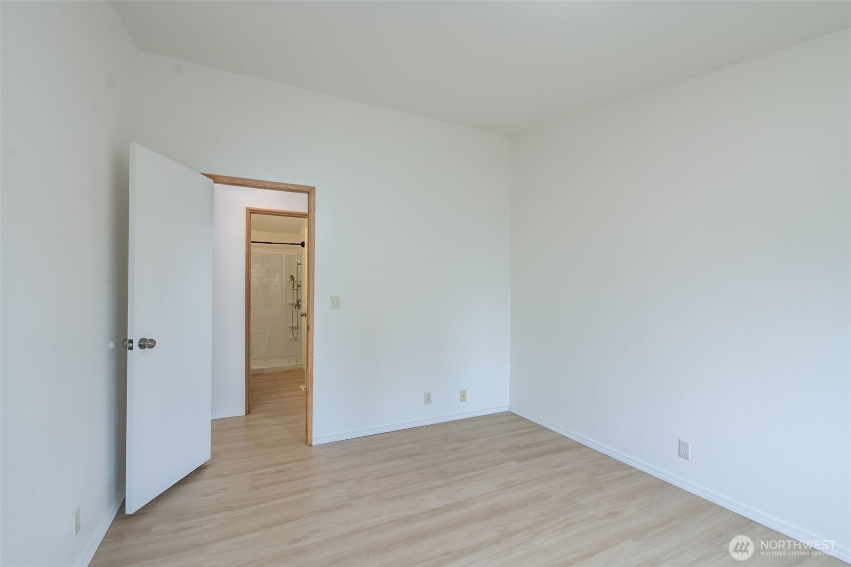 1200 Gallers Street Wenatchee, WA 98801 - Photo 15 of 27 a view of an empty room and wooden floor
