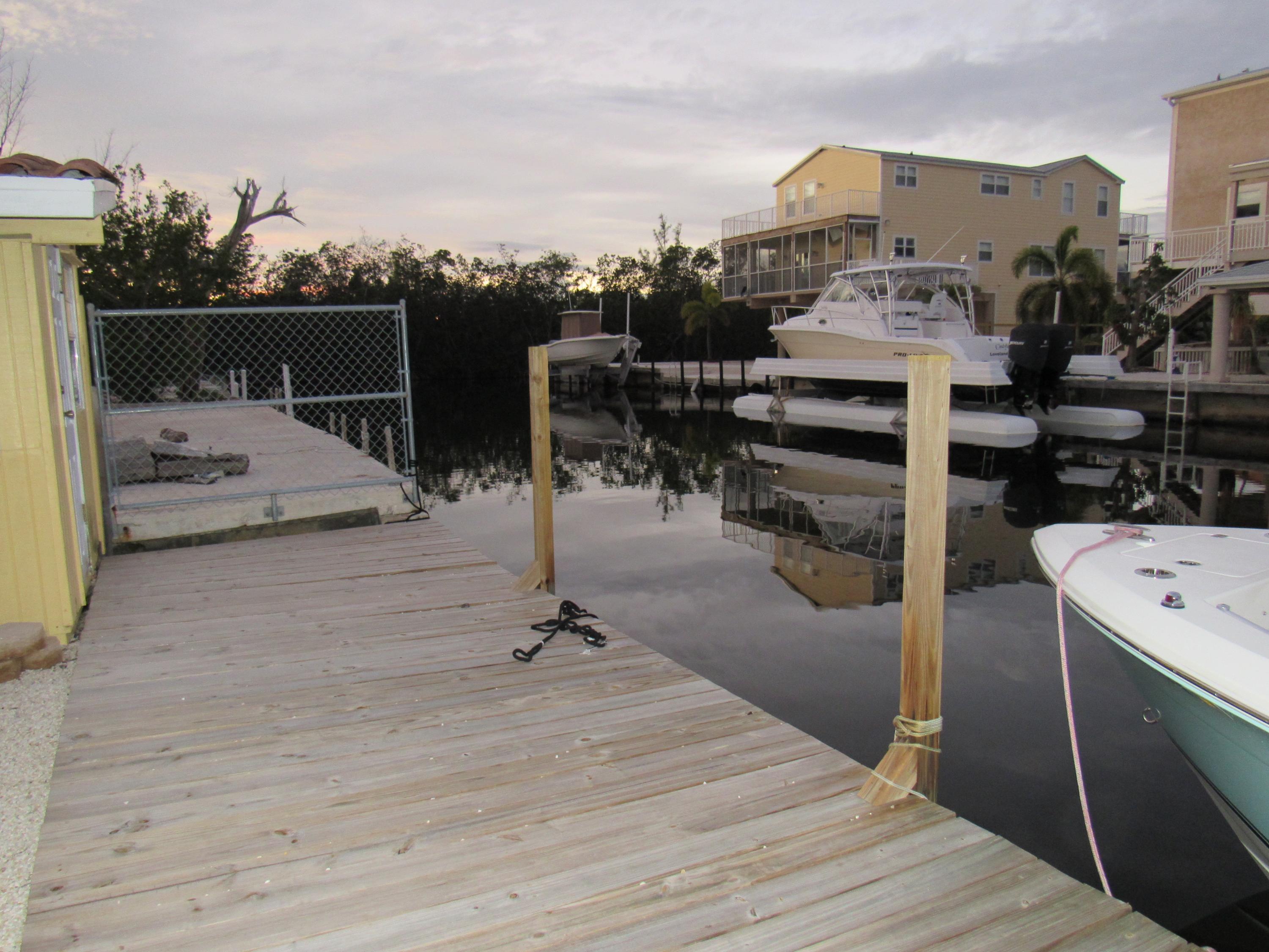 463 Bahia Honda Road Key Largo, FL 33037 - Photo 2 of 21 Canal IMG_0267