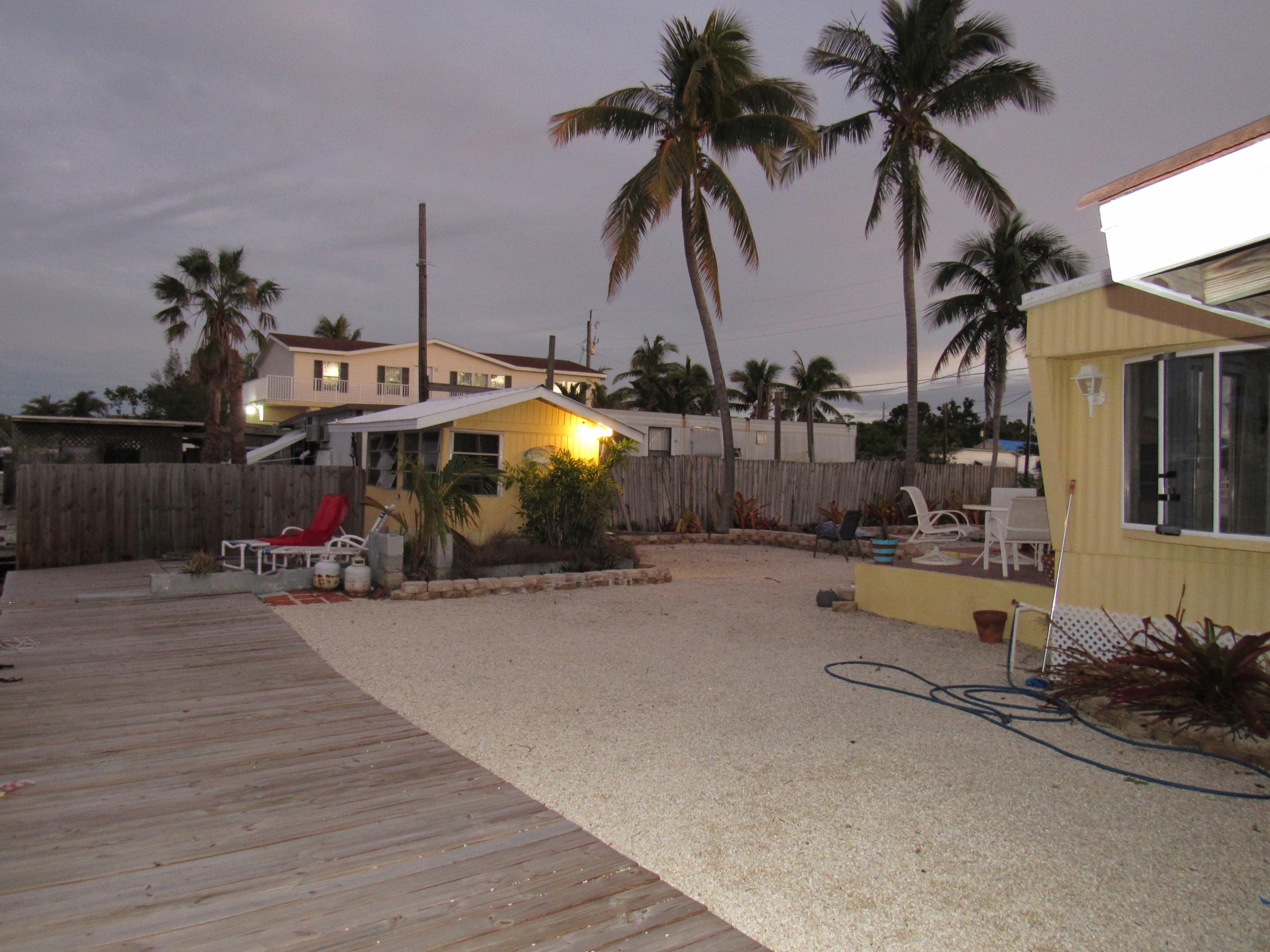 463 Bahia Honda Road Key Largo, FL 33037 - Photo 4 of 21 Yard IMG_0272