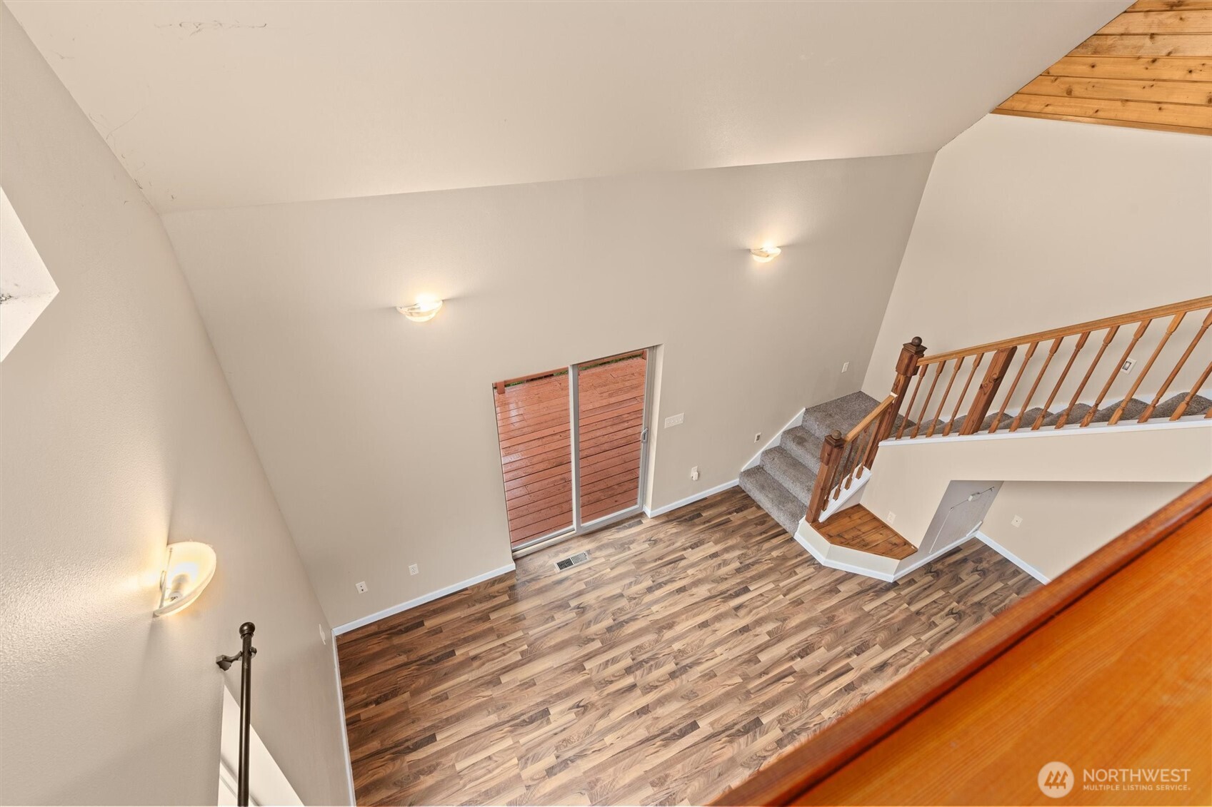 120 West Prairie Loop Road Elma, WA 98541 - Photo 29 of 40 a bedroom with a bed and a dresser