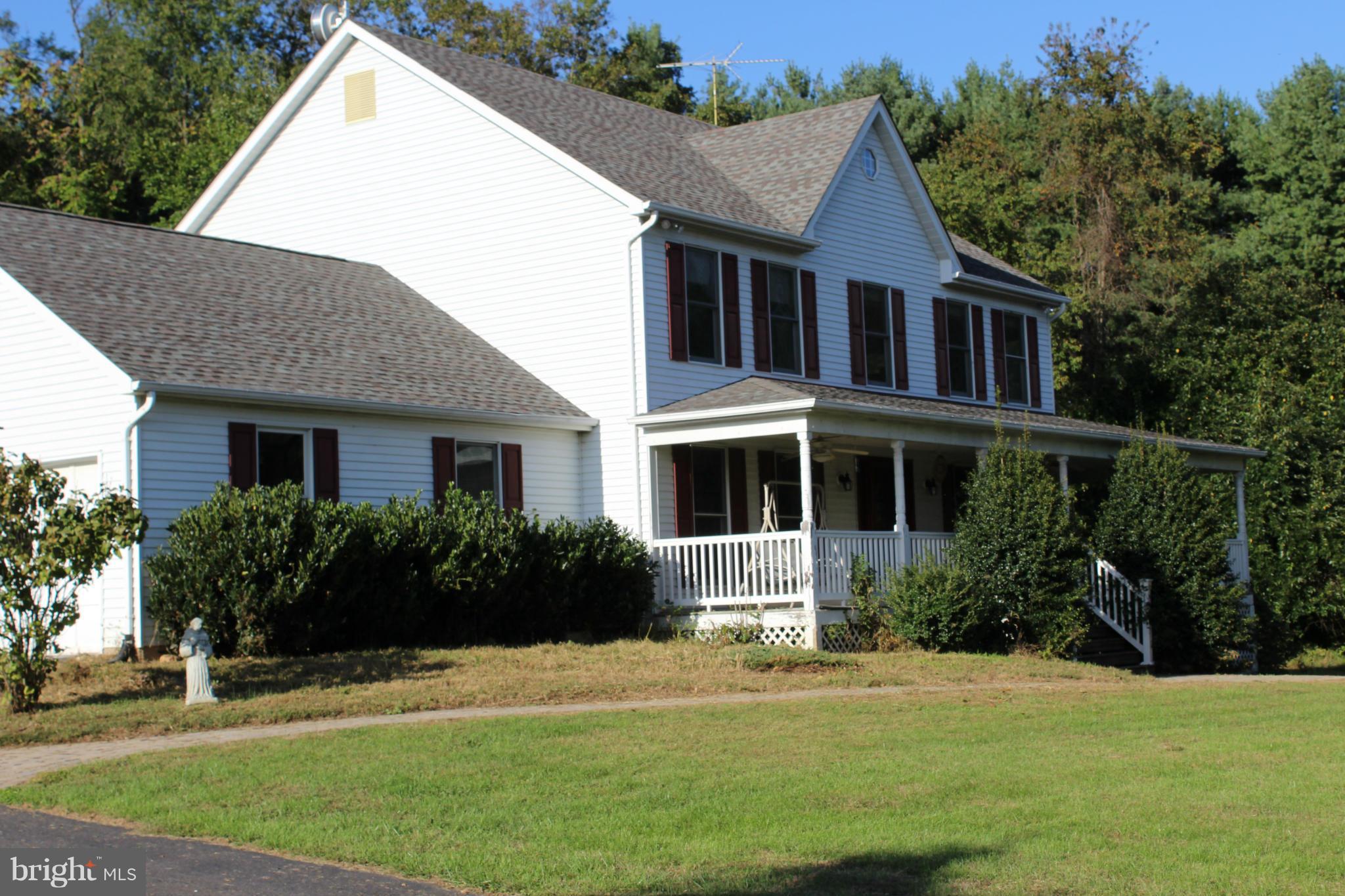 39518 Rodeffer Road Lovettsville, VA 20180 - Photo 2 of 20 Exterior (Front)