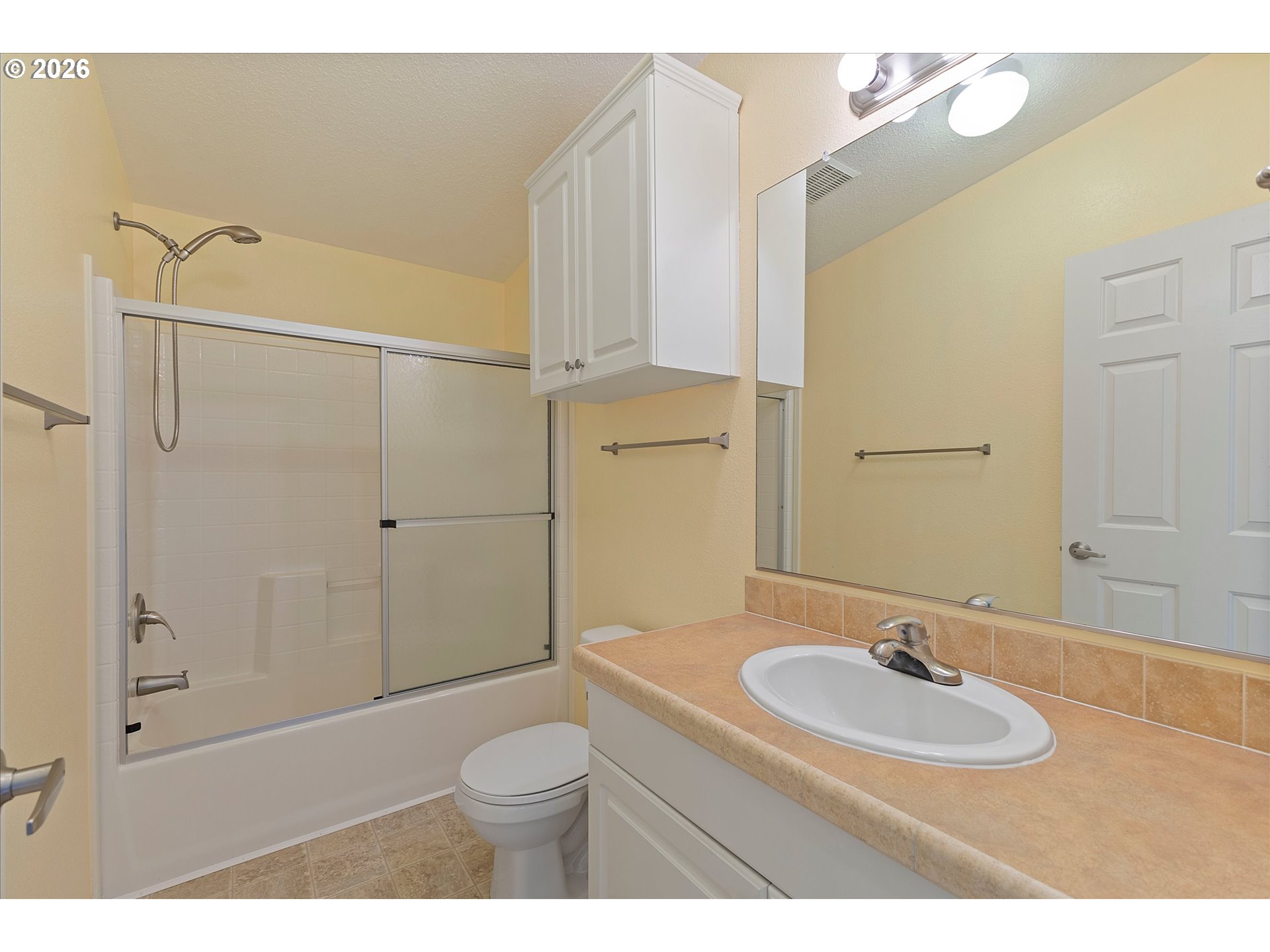 1949 Southeast Palmquist Road, Unit 73 Gresham, OR 97080 - Photo 18 of 26 Bathroom