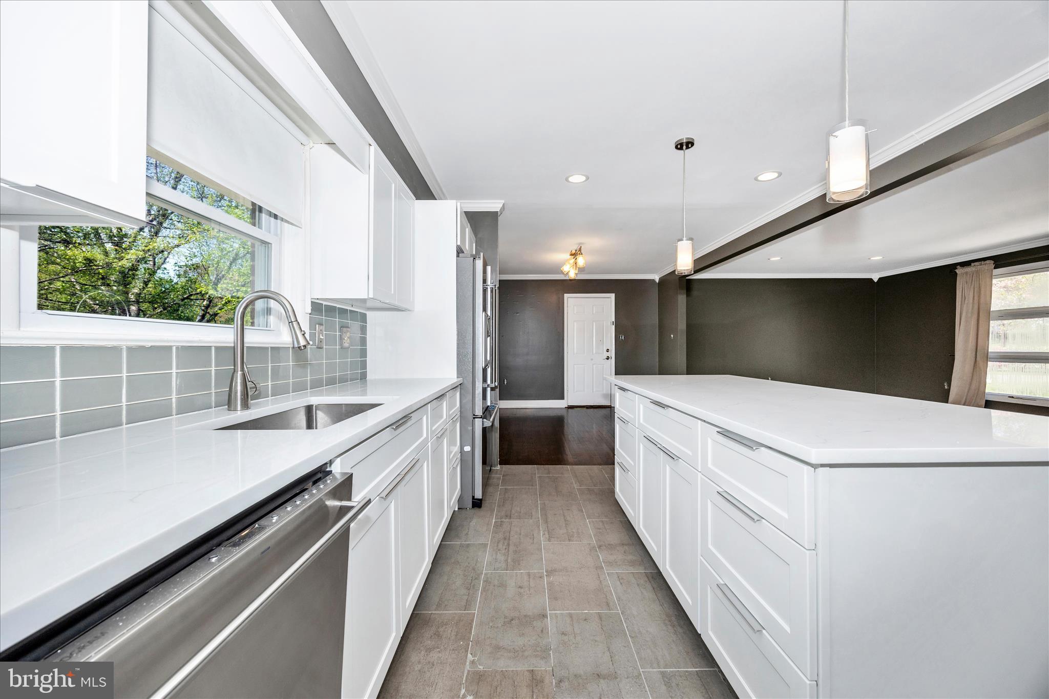 11713 Wayneridge Street Fulton, MD 20759 - Photo 17 of 52 Kitchen