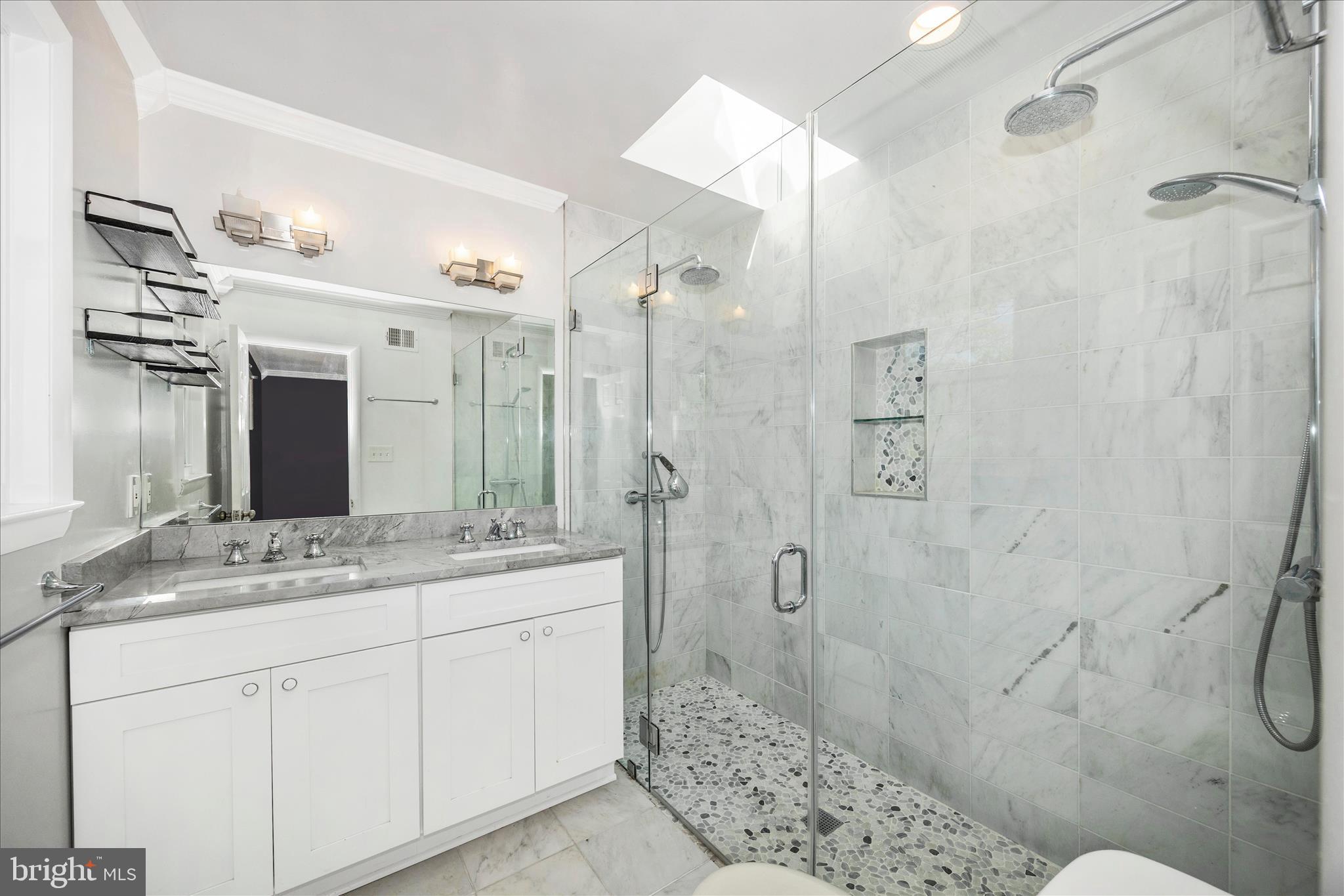 11713 Wayneridge Street Fulton, MD 20759 - Photo 24 of 52 Primary Bathroom