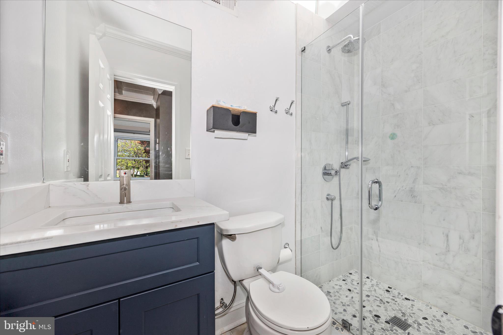 11713 Wayneridge Street Fulton, MD 20759 - Photo 29 of 52 Hall Bath