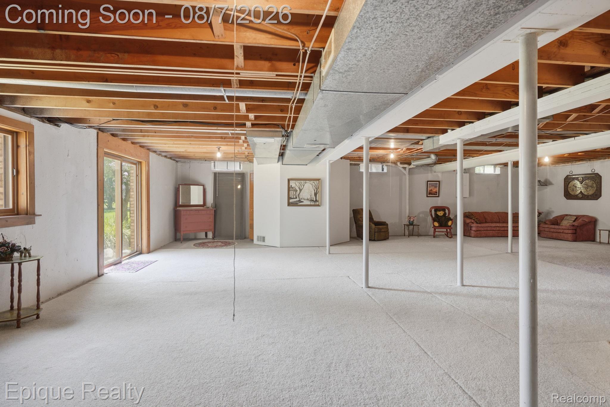 1162 Grandview Drive Rochester, MI 48306 - Photo 21 of 34 LARGE BASEMENT.jpg