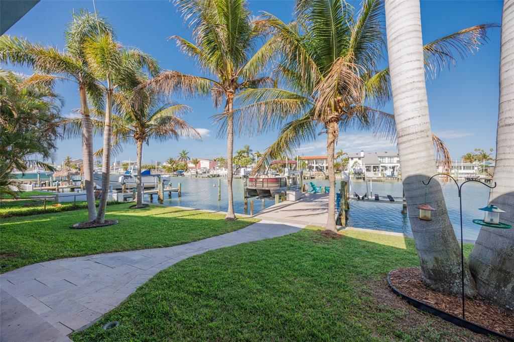 538 Lillian Drive Madeira Beach, FL 33708 - Photo 12 of 51