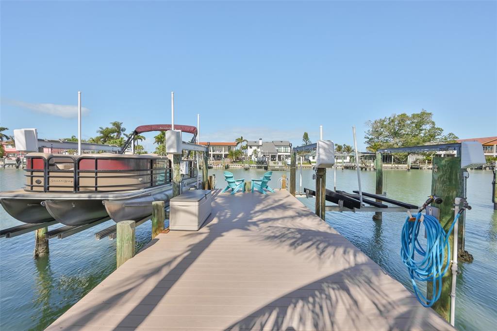 538 Lillian Drive Madeira Beach, FL 33708 - Photo 13 of 51