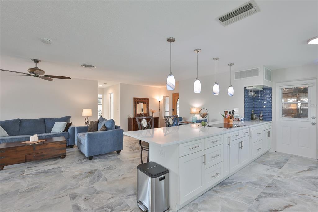 538 Lillian Drive Madeira Beach, FL 33708 - Photo 17 of 51