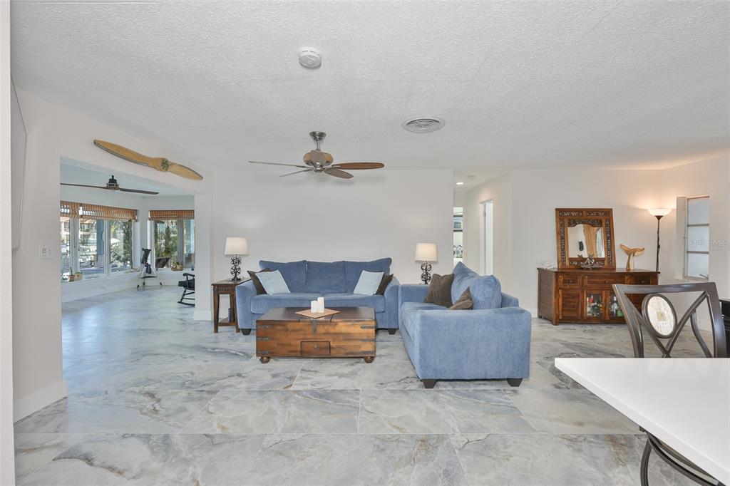 538 Lillian Drive Madeira Beach, FL 33708 - Photo 18 of 51