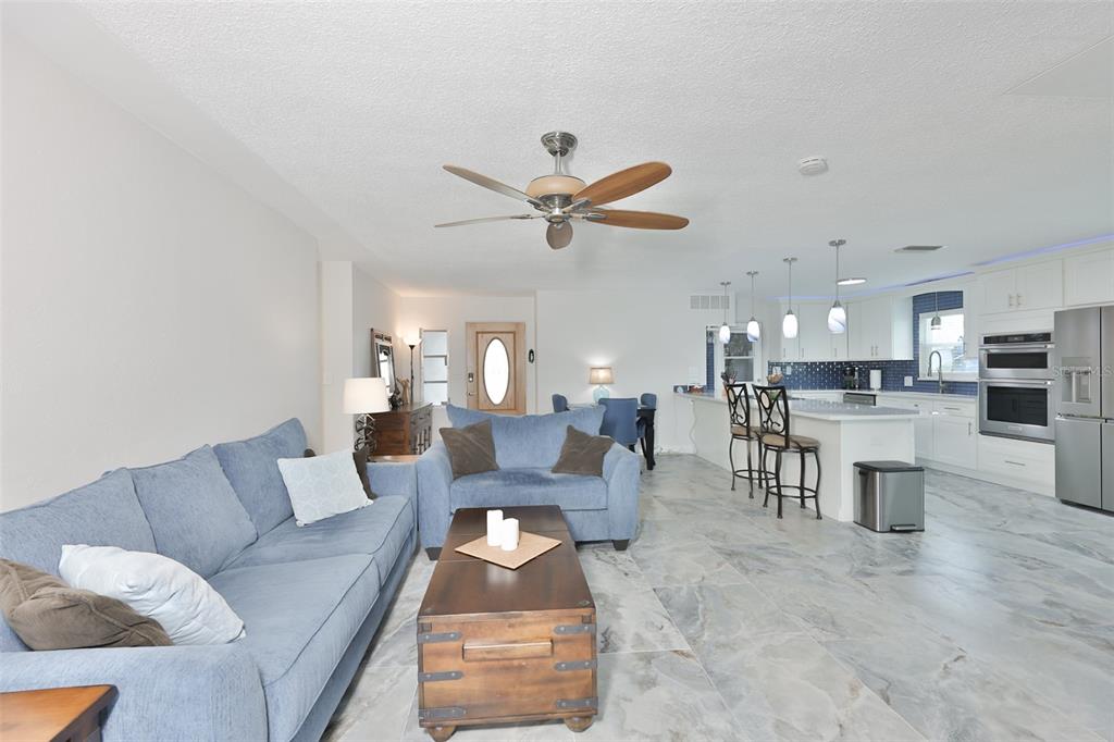 538 Lillian Drive Madeira Beach, FL 33708 - Photo 25 of 51