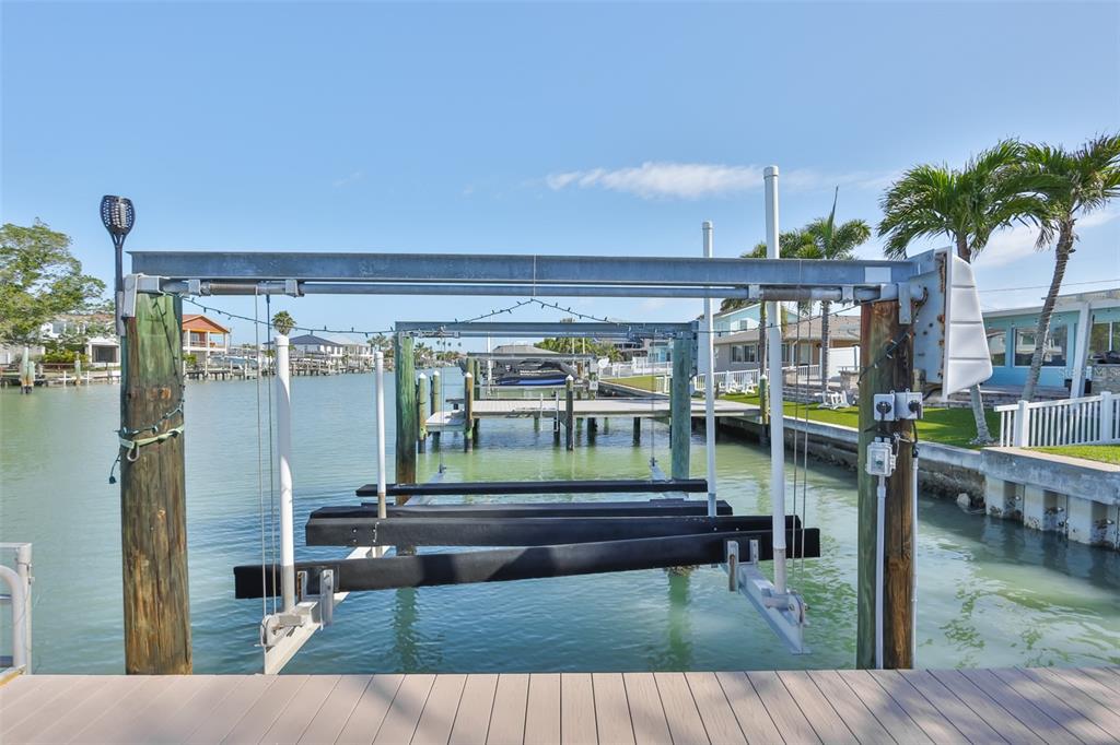 538 Lillian Drive Madeira Beach, FL 33708 - Photo 43 of 51